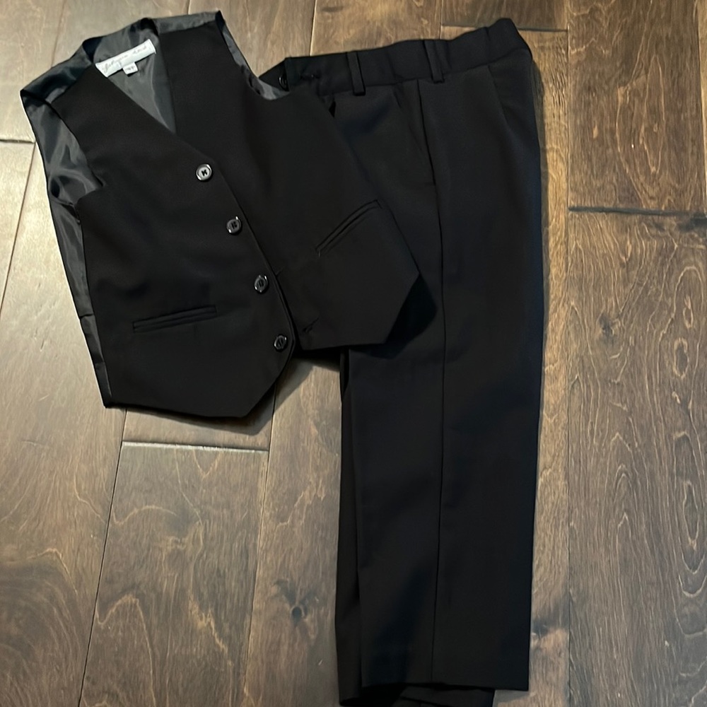 Boys 2 piece suit